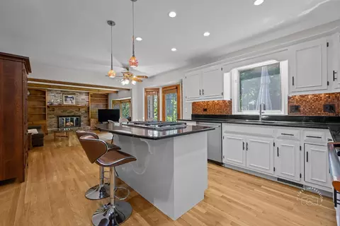 2337 Keim Rd, Naperville, IL 60565 photo 12