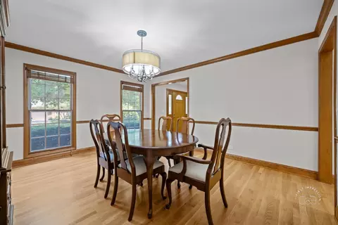 2337 Keim Rd, Naperville, IL 60565 photo 9