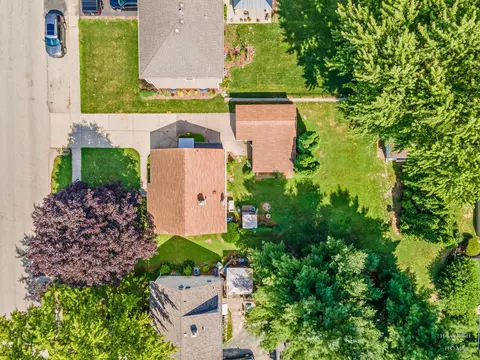 View/Area - 3715 Maple Ave, Mchenry, IL 60050 photo 3 of 3