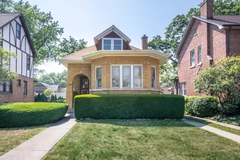806 S Vine Ave, Park Ridge, IL 60068