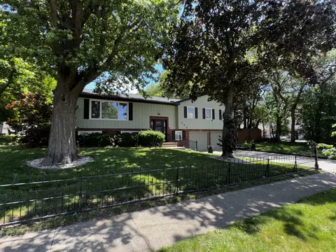 400 N Cottage Ave, Normal, IL 61761