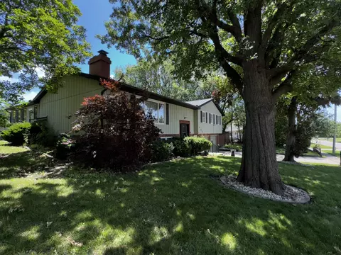 400 N Cottage Ave, Normal, IL 61761 photo 3