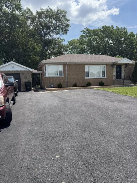 14911 Woodlawn Ave, Dolton, IL 60419