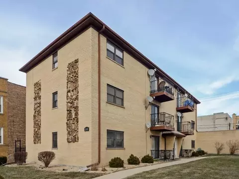 2545 N 72nd Ct #4, Elmwood Park, IL 60707