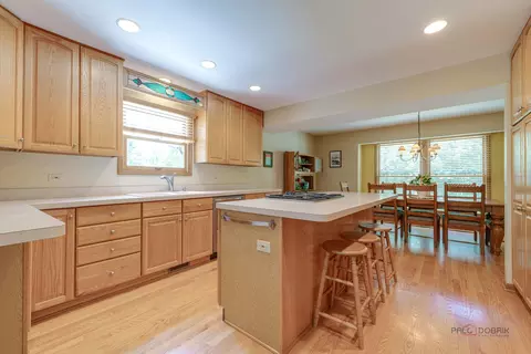 Kitchen - 24 Hickory Rd, Oakwood Hills, IL 60013 photo 1 of 3