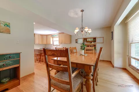 Dining - 24 Hickory Rd, Oakwood Hills, IL 60013 photo 1 of 2