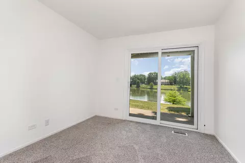 Bedroom - 1608 Newburn Ct #D1, Wheeling, IL 60090 photo 1 of 3