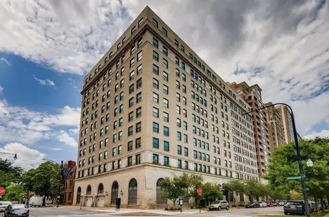 2100 N Lincoln Park W #4DN, Chicago, IL 60614