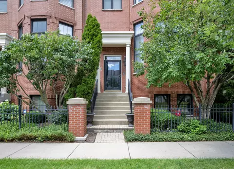 Exterior - Undisclosed, Glenview, IL 60026 photo 2 of 3