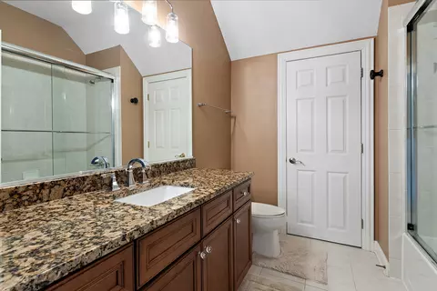 Bath - Undisclosed, Glenview, IL 60026 photo 3 of 3