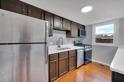 1718 Ardwick Dr, Hoffman Estates, IL 60169 photo 5