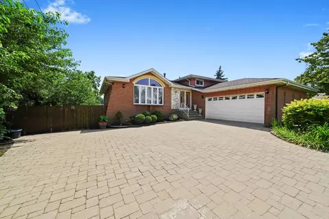 9842 S 88th Ave, Palos Hills, IL 60465