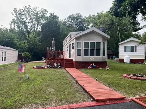 2795 E 28th Lot 285 Rd, Seneca, IL 61360 photo 4