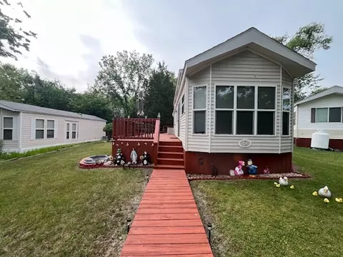 2795 E 28th Lot 285 Rd, Seneca, IL 61360 photo 3