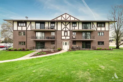 11009 S Theresa Cir #3D, Palos Hills, IL 60465