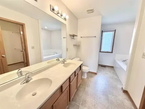 388 Red Fox Dr, Davis Junction, IL 61020 photo 26