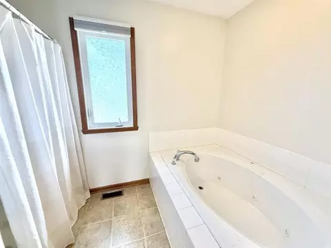 388 Red Fox Dr, Davis Junction, IL 61020 photo 27