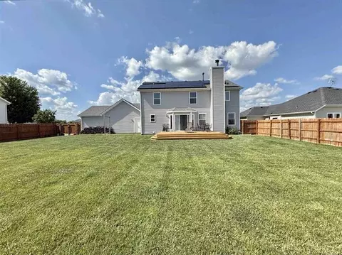 388 Red Fox Dr, Davis Junction, IL 61020 photo 2