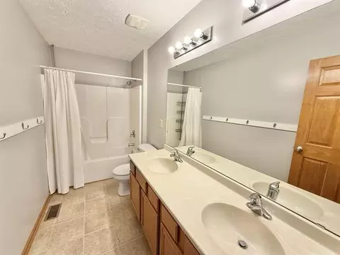 388 Red Fox Dr, Davis Junction, IL 61020 photo 38