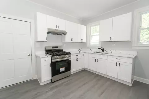 Kitchen - 328 Silver St, Elgin, IL 60123 photo 2 of 2
