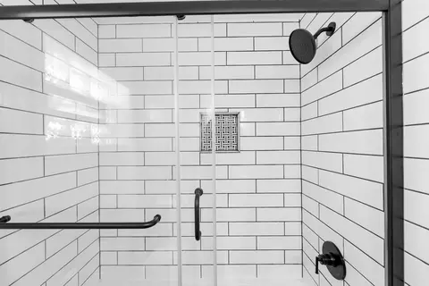 Undisclosed, Chicago, IL 60628 photo 14