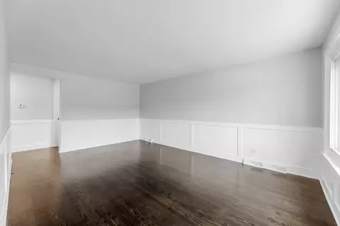 Undisclosed, Chicago, IL 60628 photo 7