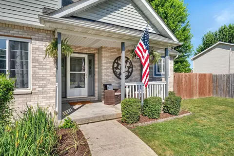 2570 Cobblestone Ct, Morris, IL 60450 photo 3