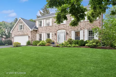 839 Bellingrath Ct, Naperville, IL 60563