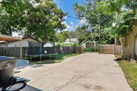 711 W Front St, Bloomington, IL 61701 photo 21