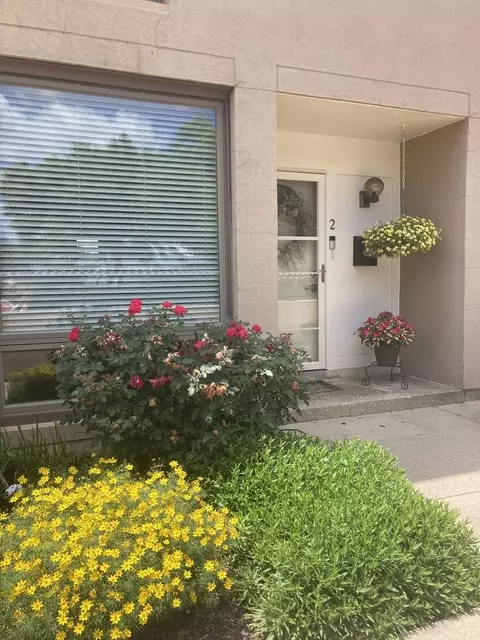 Undisclosed, Elmhurst, IL 60126