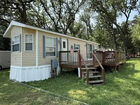 10-116 Woodhaven Lks, Sublette, IL 61367
