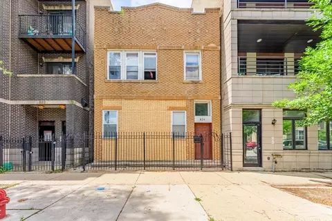 824 N California Ave, Chicago, IL 60622