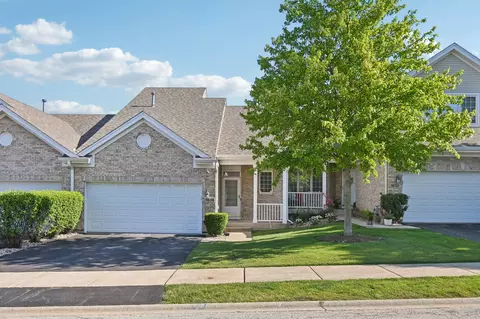 11636 Waterway Ct, Orland Park, IL 60467