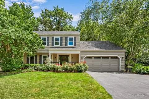 515 Timbers Trl, Saint Charles, IL 60174