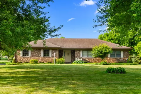 23201 Norma Ln, Harvard, IL 60033
