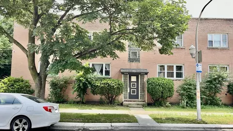 2819 W Granville Ave #2E, Chicago, IL 60659