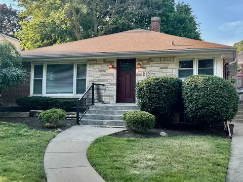 219 Spring Ave, Naperville, IL 60540 photo 1
