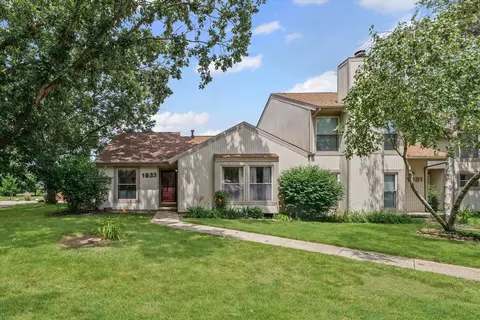1933 Melrose Dr, Champaign, IL 61820