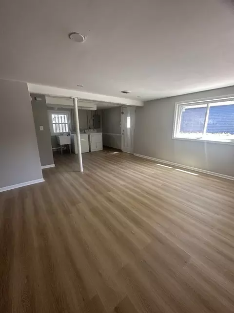 Living - 933 E 142nd St, Dolton, IL 60419 photo 3 of 3