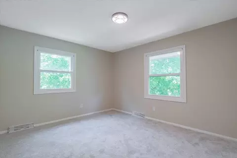 107 S Regency Dr, Bloomington, IL 61701 photo 26