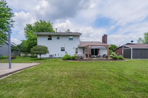 107 S Regency Dr, Bloomington, IL 61701 photo 38