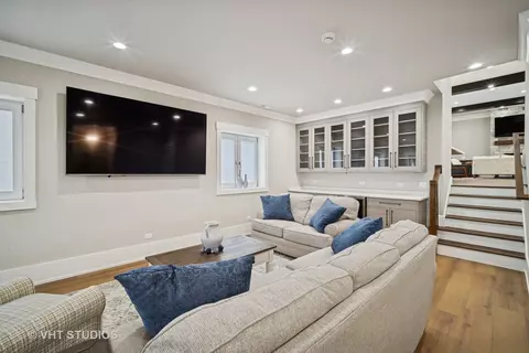 Living - 3701 Knollwood Ln, Glenview, IL 60025 photo 3 of 3