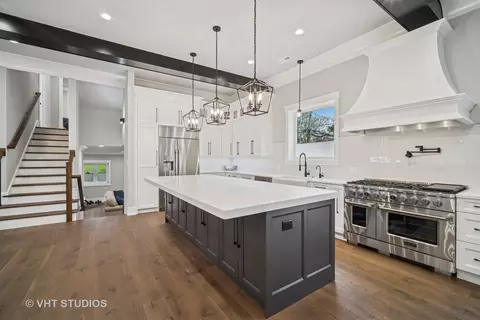 Kitchen - 3701 Knollwood Ln, Glenview, IL 60025 photo 2 of 4