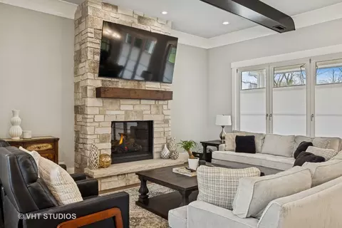Living - 3701 Knollwood Ln, Glenview, IL 60025 photo 2 of 3