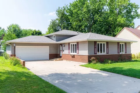 1721 N 1st St, Dekalb, IL 60115