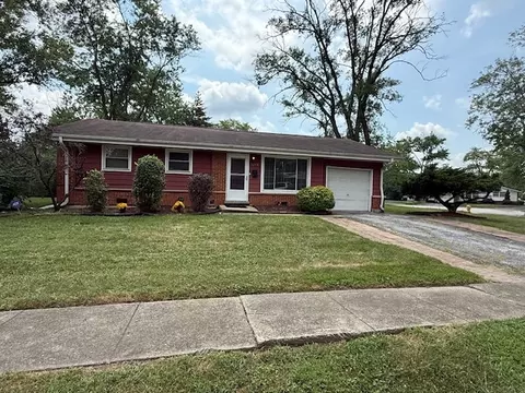 3213 Woodworth Pl, Hazel Crest, IL 60429