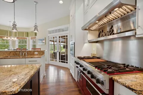 Kitchen - 6531 W Cedar Ct, Monee, IL 60449 photo 2 of 5