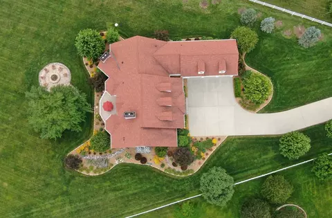 View/Area - 6531 W Cedar Ct, Monee, IL 60449 photo 3 of 11