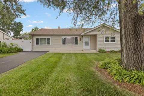 8255 Lockwood Ave, Burbank, IL 60459