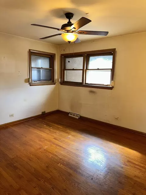 9108 S Euclid Ave, Chicago, IL 60617 photo 13